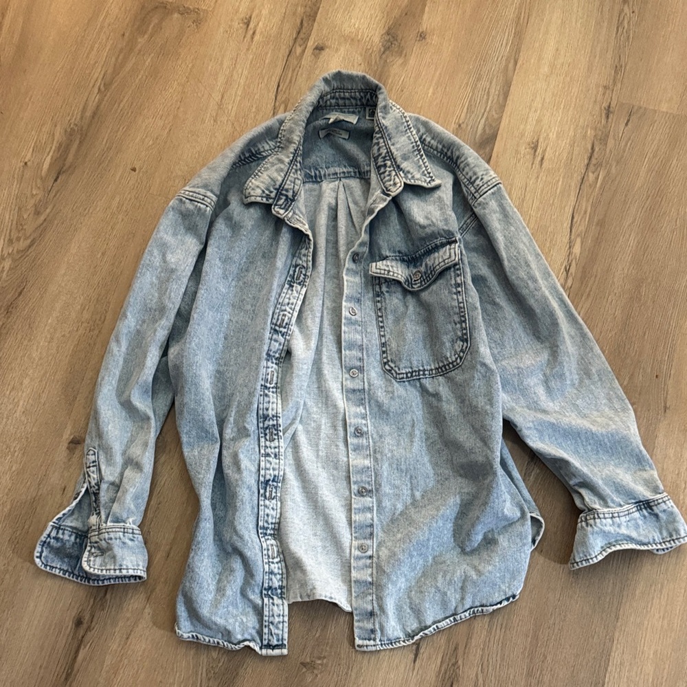Universal Thread Light Blue Jean Jacket